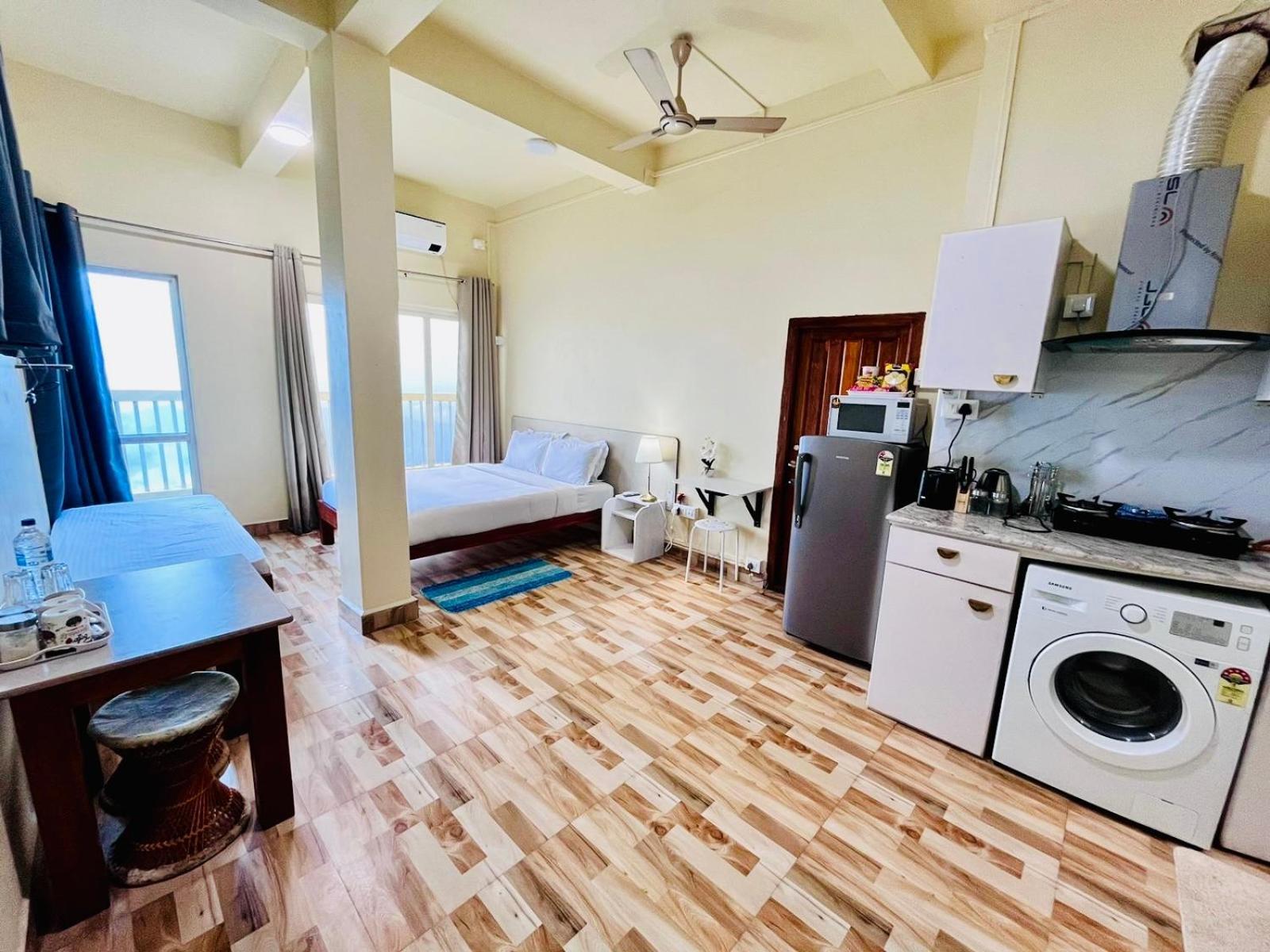 Aizawl Guest House Apartments מראה חיצוני תמונה